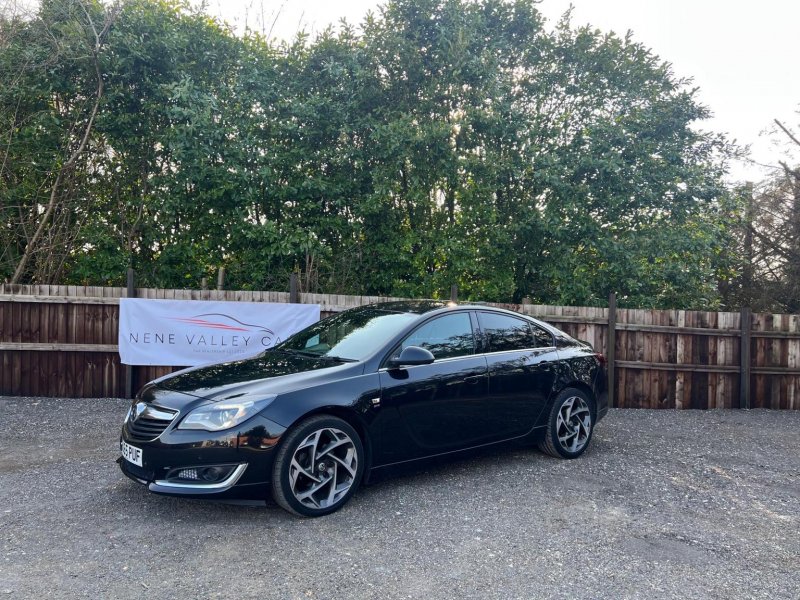 VAUXHALL INSIGNIA