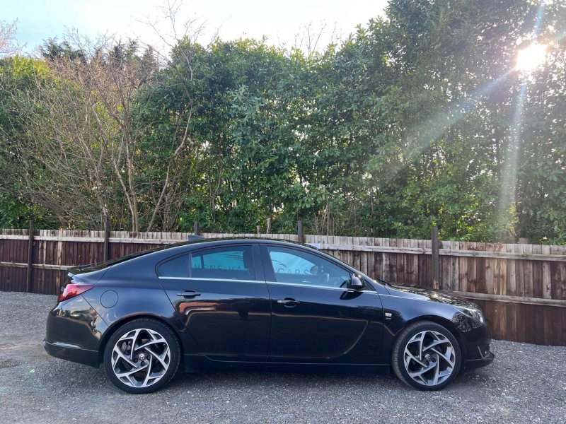 VAUXHALL INSIGNIA