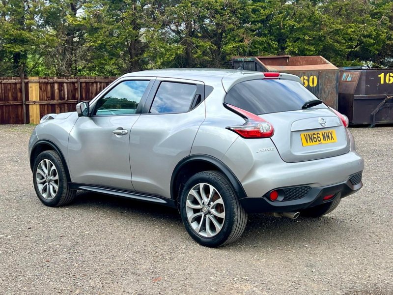 NISSAN JUKE