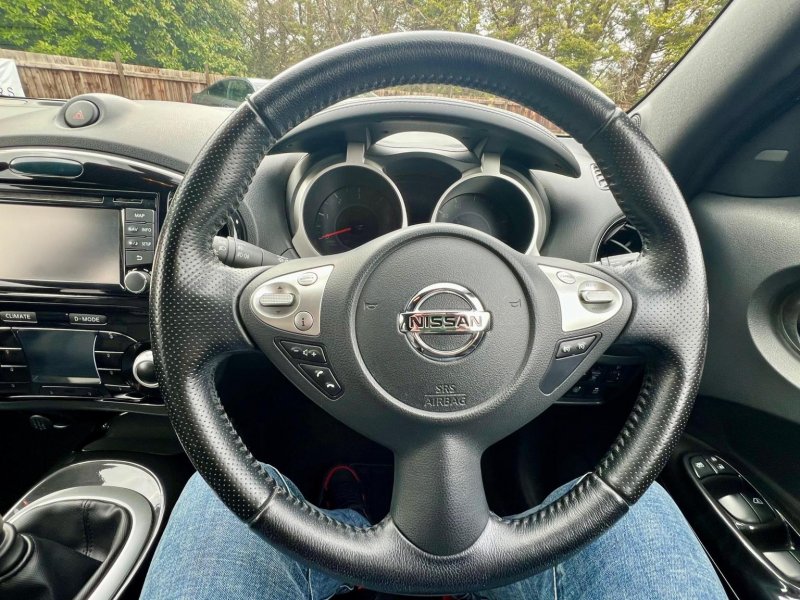 NISSAN JUKE