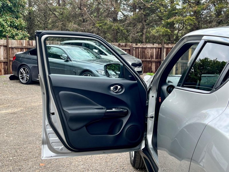 NISSAN JUKE