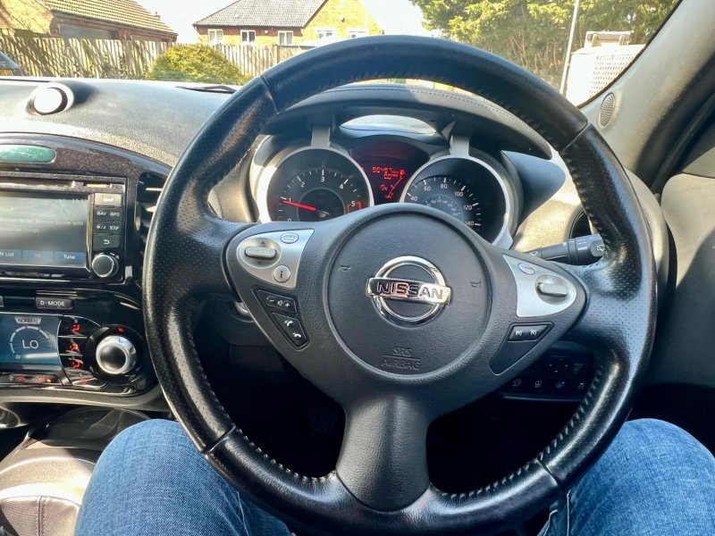 NISSAN JUKE
