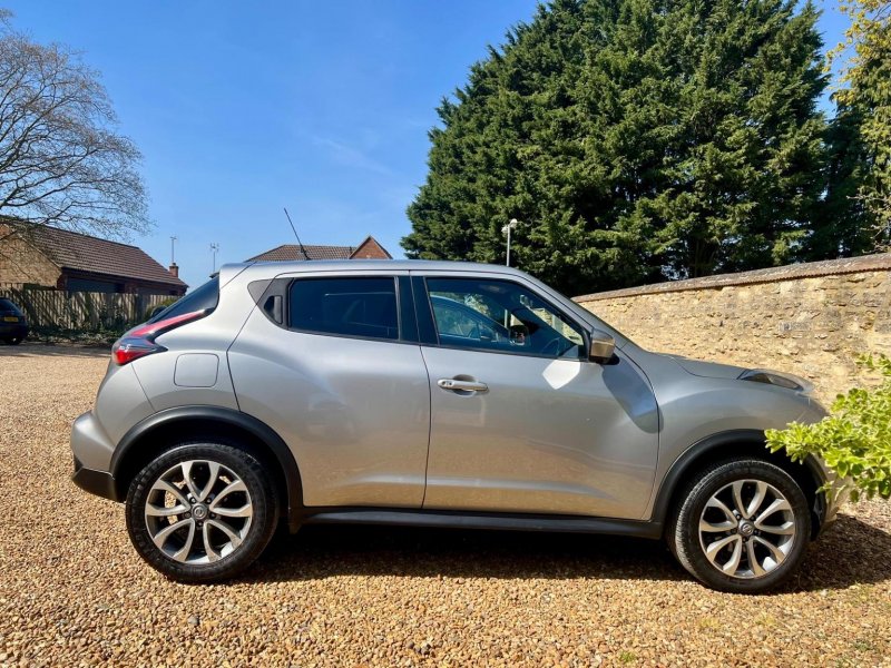 NISSAN JUKE