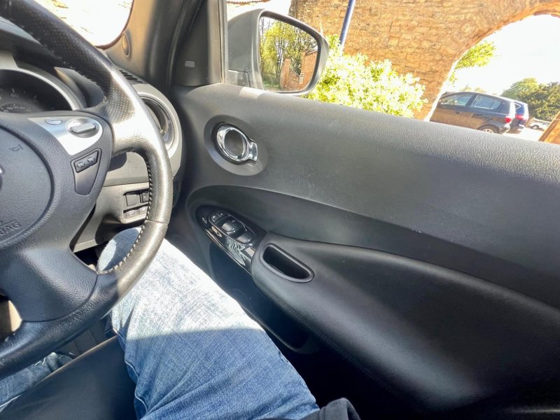 NISSAN JUKE