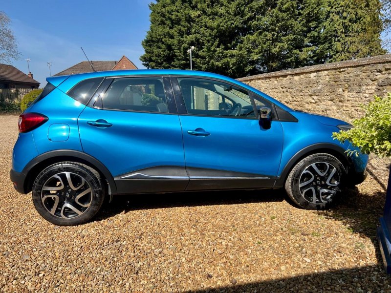 RENAULT CAPTUR