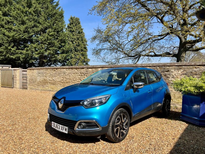 RENAULT CAPTUR