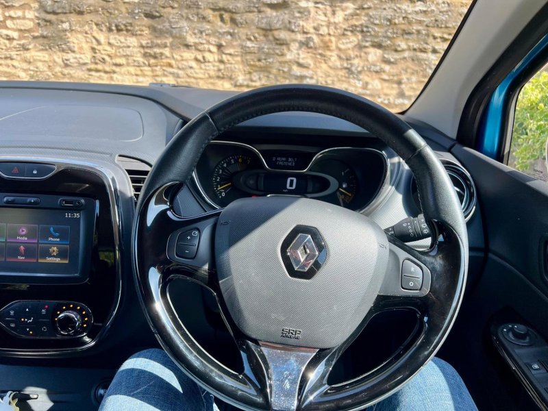 RENAULT CAPTUR